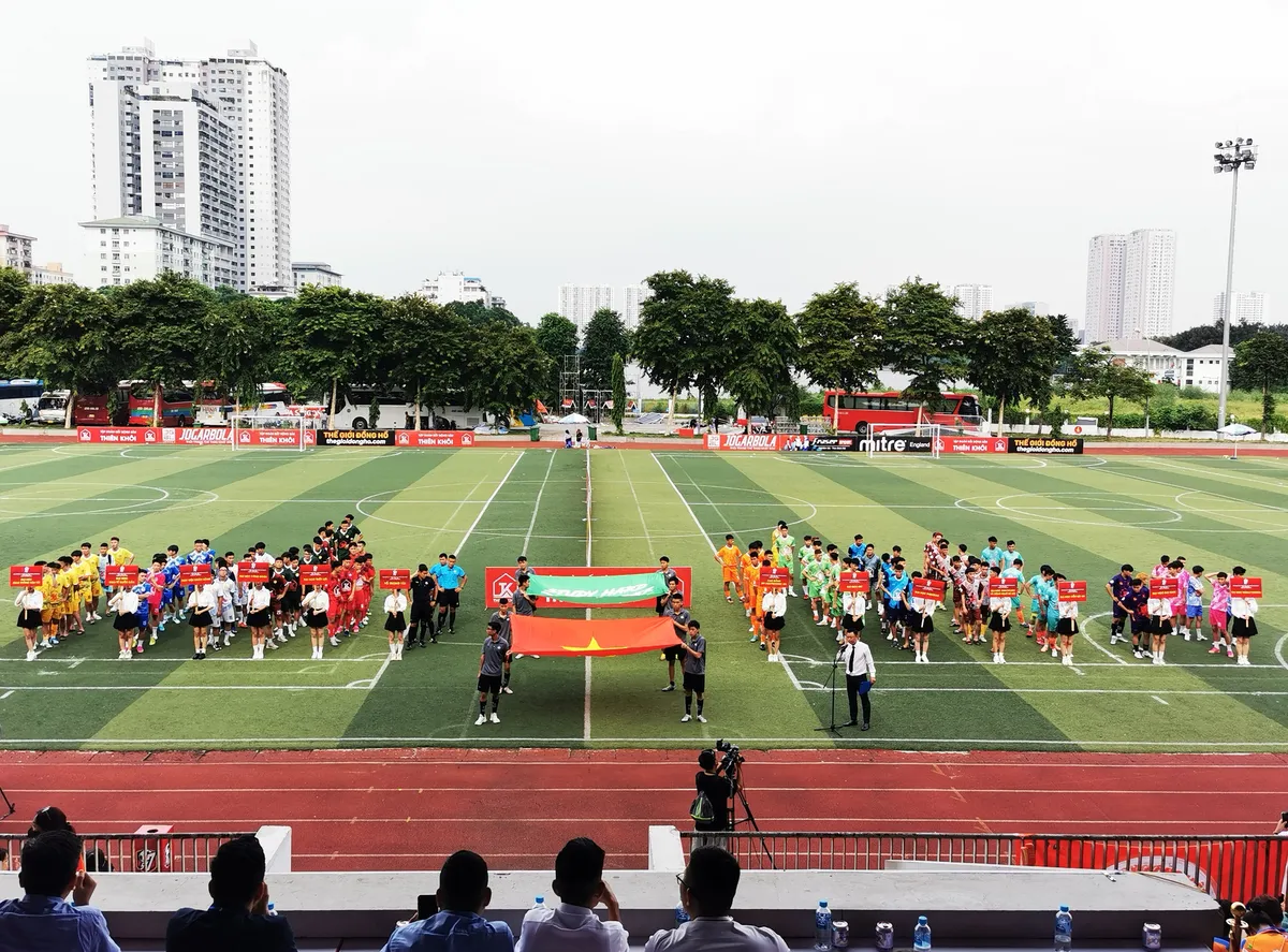 Khai mạc giải bóng đá 7 người sinh viên Hà Nội năm 2023 - Ảnh 1. Khai mạc giải bóng đá 7 người sinh viên Hà Nội năm 2023 - Ảnh 1.