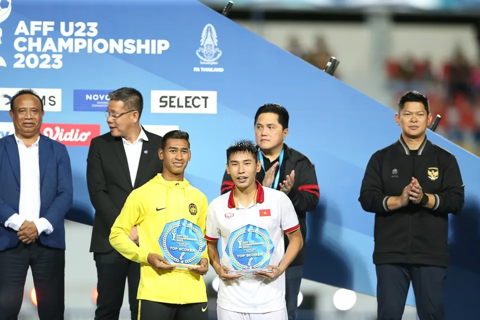 Thắng U23 Indonesia sau loạt luân lưu 11m nghẹt thở, U23 Việt Nam bảo vệ thành công ngôi vô địch - Ảnh 8. Thắng U23 Indonesia sau loạt luân lưu 11m nghẹt thở, U23 Việt Nam bảo vệ thành công ngôi vô địch - Ảnh 8.