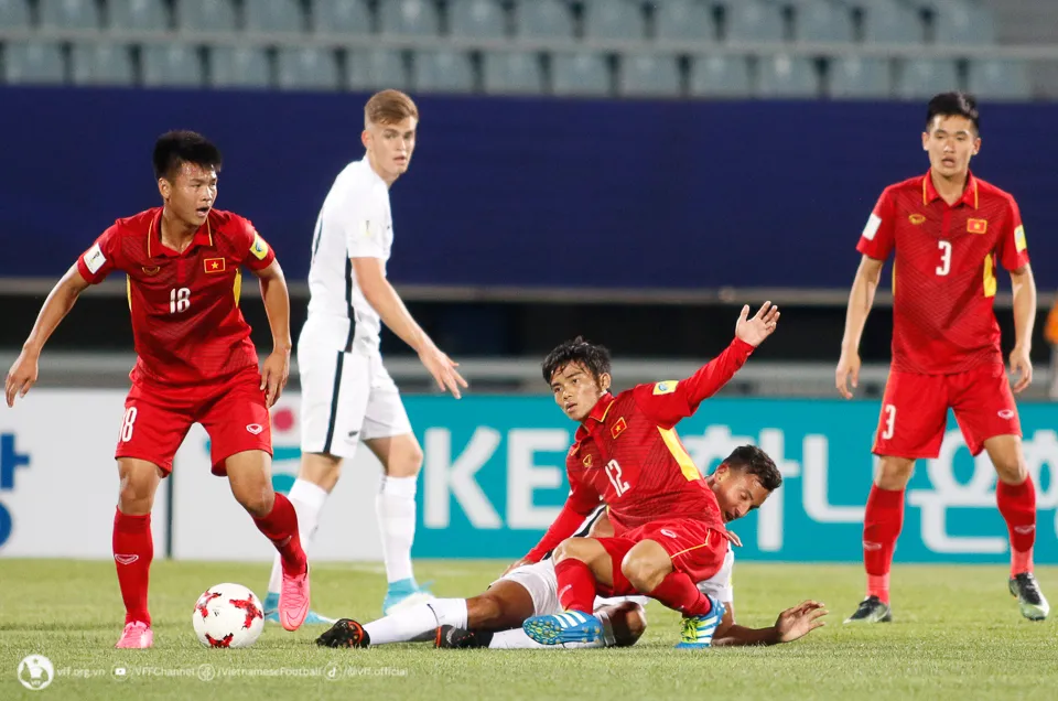 ĐT Việt Nam tập trung dịp FIFA Days tháng 9/2023 với những làn gió mới - Ảnh 1. ĐT Việt Nam tập trung dịp FIFA Days tháng 9/2023 với những làn gió mới - Ảnh 1.