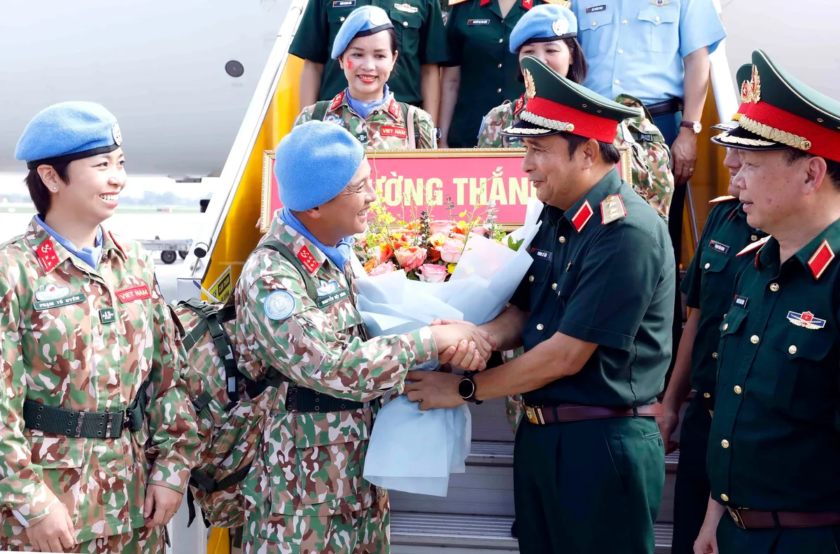 Đội Công binh số 2 lên đường thực hiện nhiệm vụ tại Abyei - Ảnh 2.