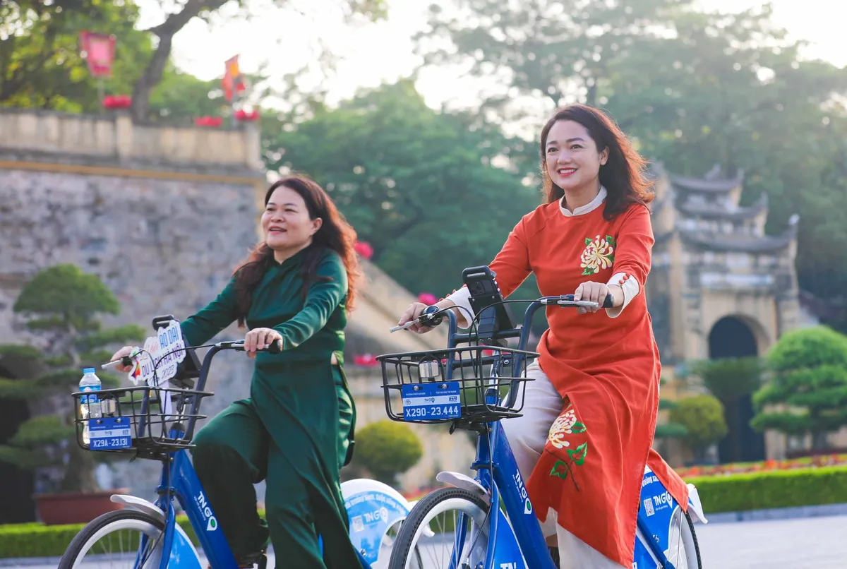 Đạp xe kết nối di sản Thủ đ&ocirc; - Ảnh 11.