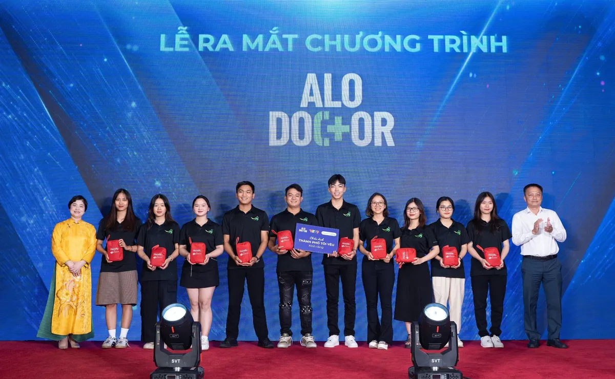 Phát động chiến dịch Thành phố tôi yêu - Ảnh 6. Phát động chiến dịch Thành phố tôi yêu - Ảnh 6.