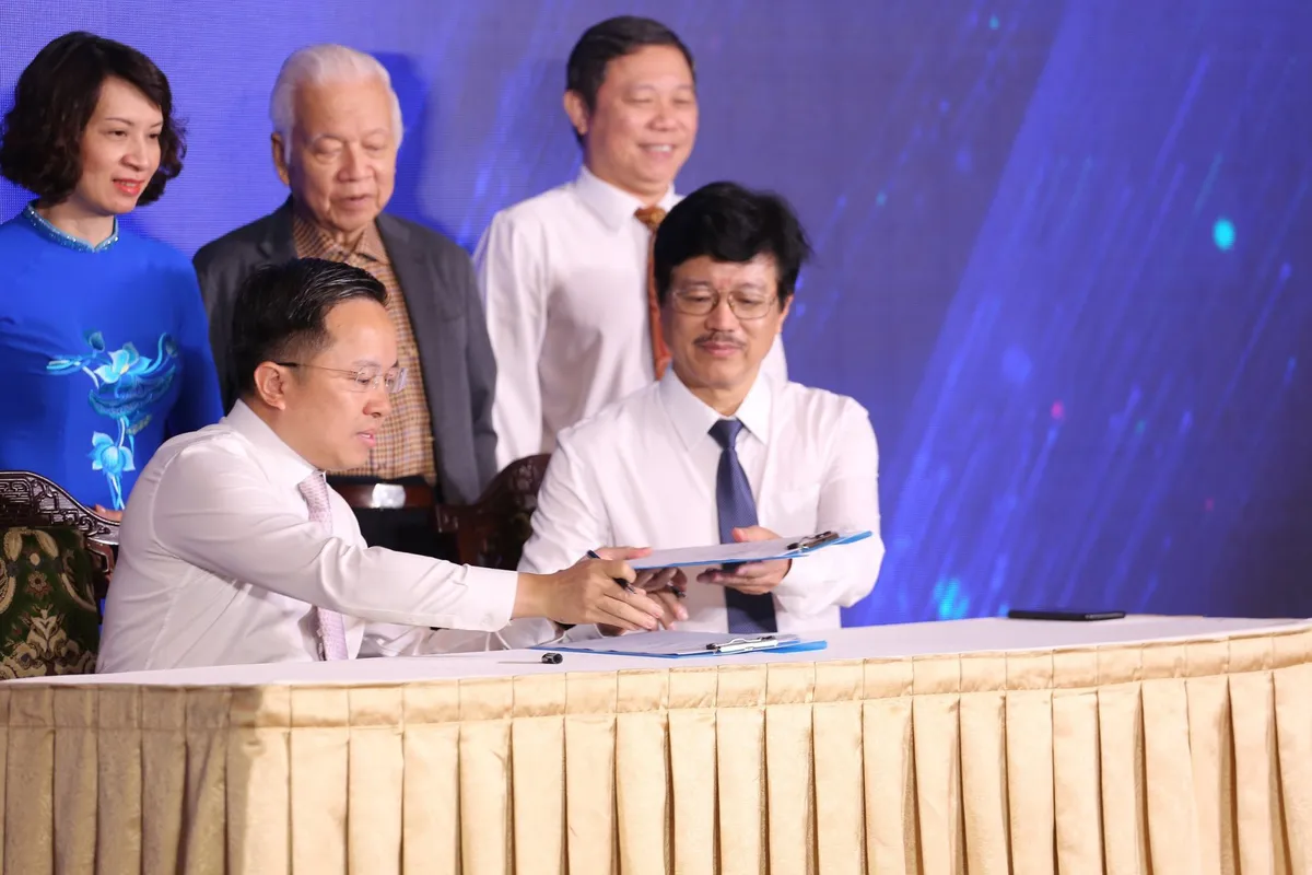 Ra mắt chương trình chuyên biệt về y tế Alo Doctor trên kênh VTV9 - Ảnh 3. Ra mắt chương trình chuyên biệt về y tế Alo Doctor trên kênh VTV9 - Ảnh 3.