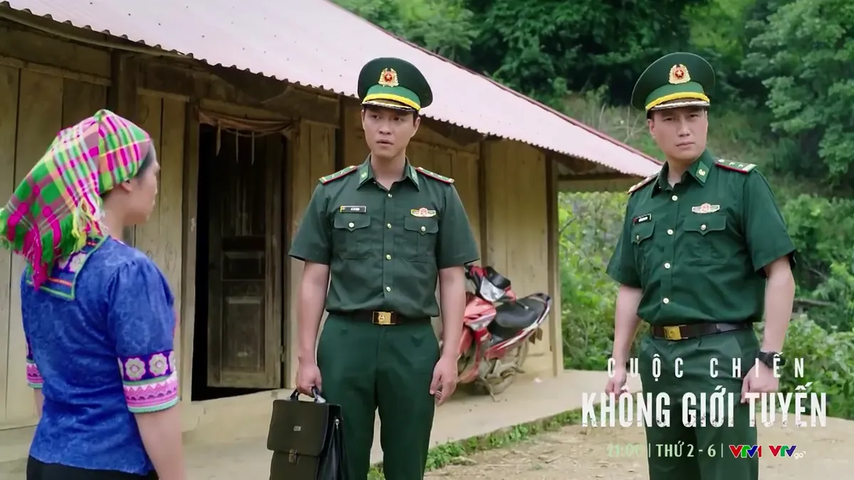 Cuộc chiến không giới tuyến - Tập 2: Thiếu gia bản lấc cấc khiến Trung nóng mắt - Ảnh 2.