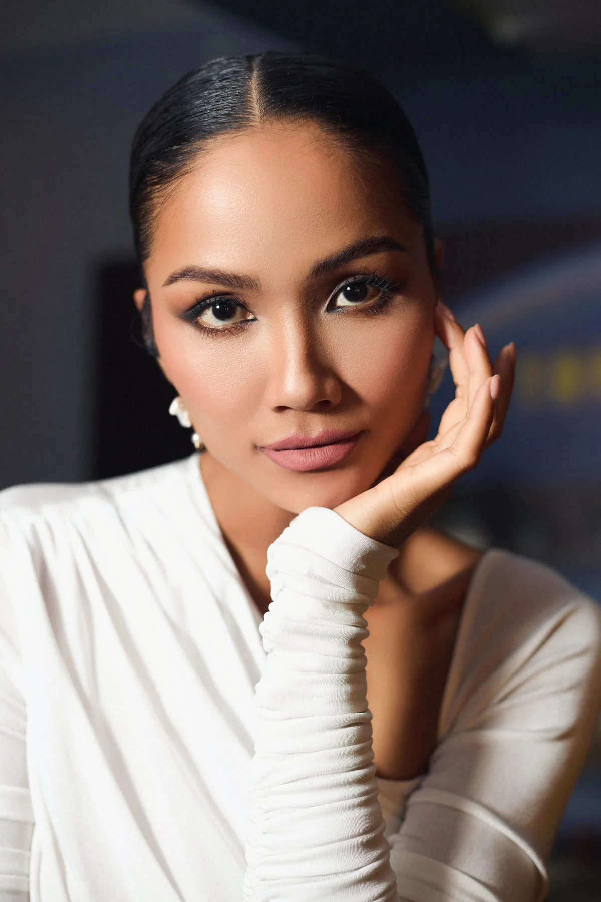 Sau 08 năm, HHen Ni&ecirc; trở lại l&agrave;m th&iacute; sinh truyền h&igrave;nh thực tế - Ảnh 1.