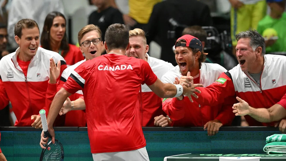 ĐT Tây Ban Nha và ĐT Italia thất bại tại Davis Cup 2023 - Ảnh 1. ĐT Tây Ban Nha và ĐT Italia thất bại tại Davis Cup 2023 - Ảnh 1.