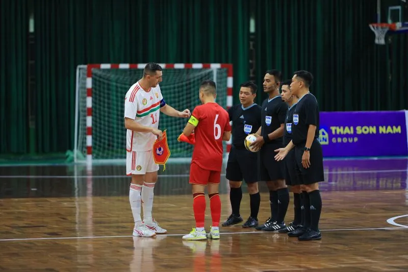 Giao hữu quốc tế: ĐT futsal Việt Nam thi đấu cố gắng trước ĐT futsal Hungary - Ảnh 10. Giao hữu quốc tế: ĐT futsal Việt Nam thi đấu cố gắng trước ĐT futsal Hungary - Ảnh 10.