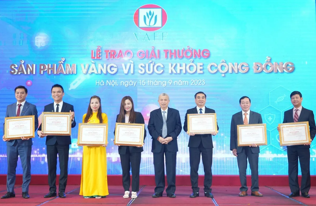 Gcoop Việt Nam đạt giải thưởng &ldquo;Sản phẩm v&agrave;ng v&igrave; sức khỏe cộng đồng năm 2023 - Ảnh 3.