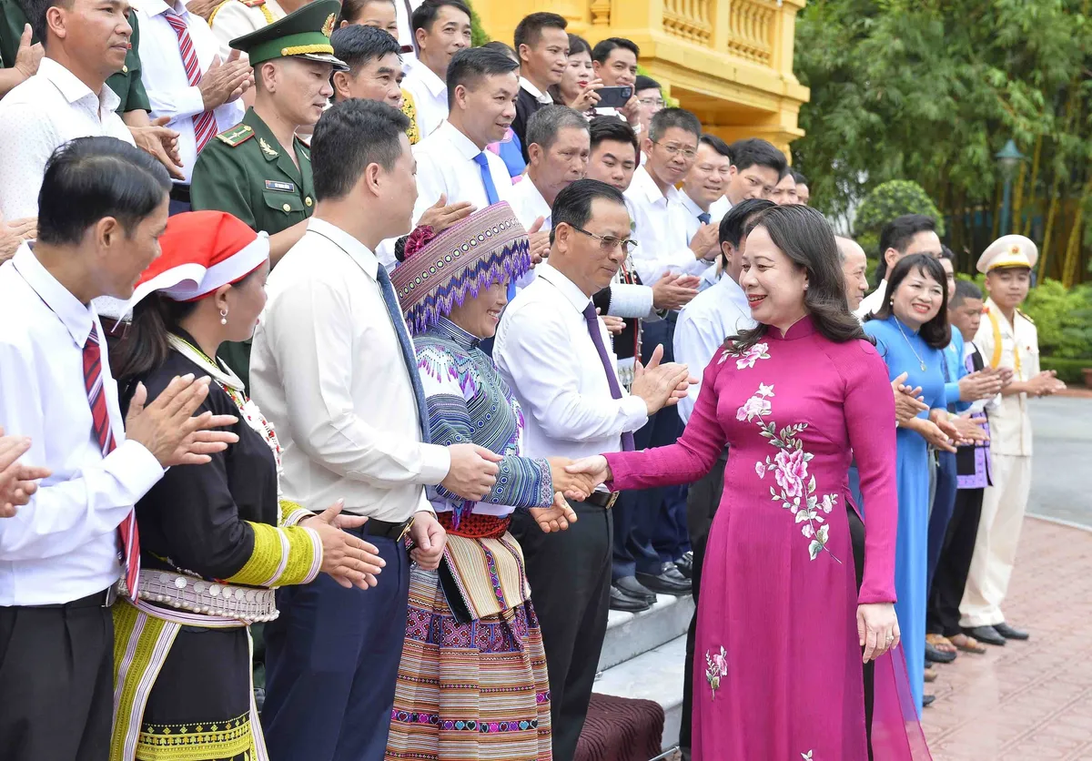 Nh&acirc;n d&acirc;n c&aacute;c d&acirc;n tộc L&agrave;o Cai nỗ lực vượt kh&oacute;, thi đua l&agrave;m theo lời B&aacute;c - Ảnh 1.