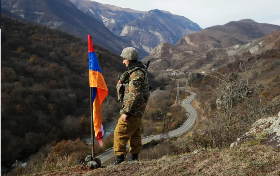 Azerbaijan mở chiến dịch quân sự tại Nagorny - Karabakh - Ảnh 1.