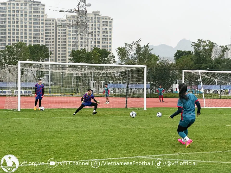 Bích Thùy: Toàn đội sẽ cố gắng hết sức trong từng trận đấu - Ảnh 3. Bích Thùy: Toàn đội sẽ cố gắng hết sức trong từng trận đấu - Ảnh 3.