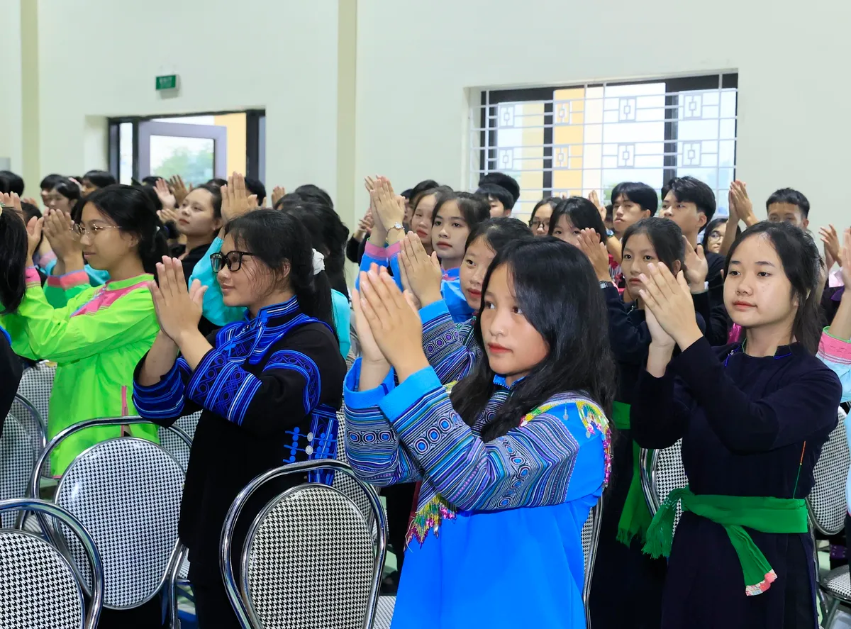 Ch&uacute; trọng đ&agrave;o tạo nh&acirc;n lực đồng b&agrave;o d&acirc;n tộc thiểu số - Ảnh 2.