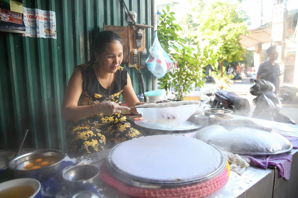 Bánh cuốn canh xương - nét ẩm thực độc đáo của người Thành Tuyên - Ảnh 4.