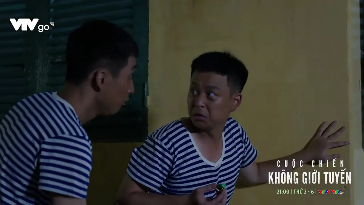 Cuộc chiến kh&ocirc;ng giới tuyến - Tập 11: Hiếu b&ocirc;i trộm dầu gi&oacute; v&agrave;o mắt bạn - Ảnh 3.