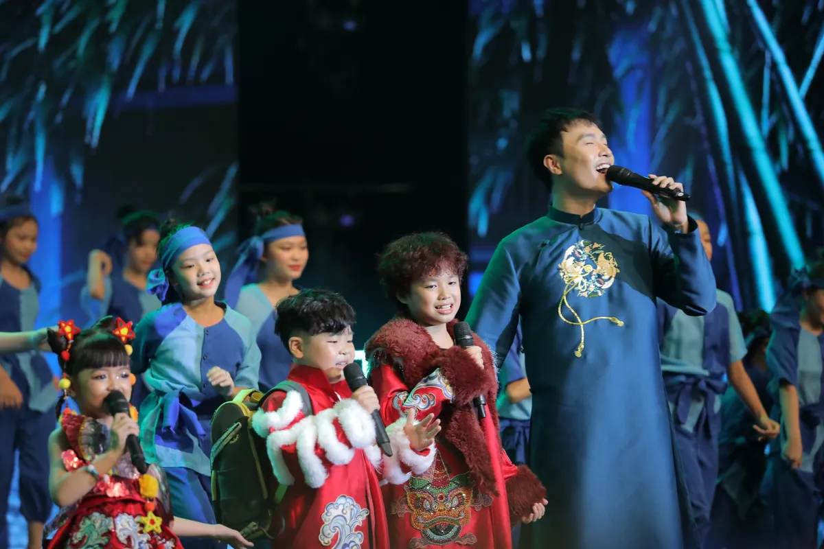 Hơn 600 diễn vi&ecirc;n, nghệ sĩ c&ugrave;ng Thắp s&aacute;ng ước mơ thiếu nhi Việt Nam - Ảnh 6.