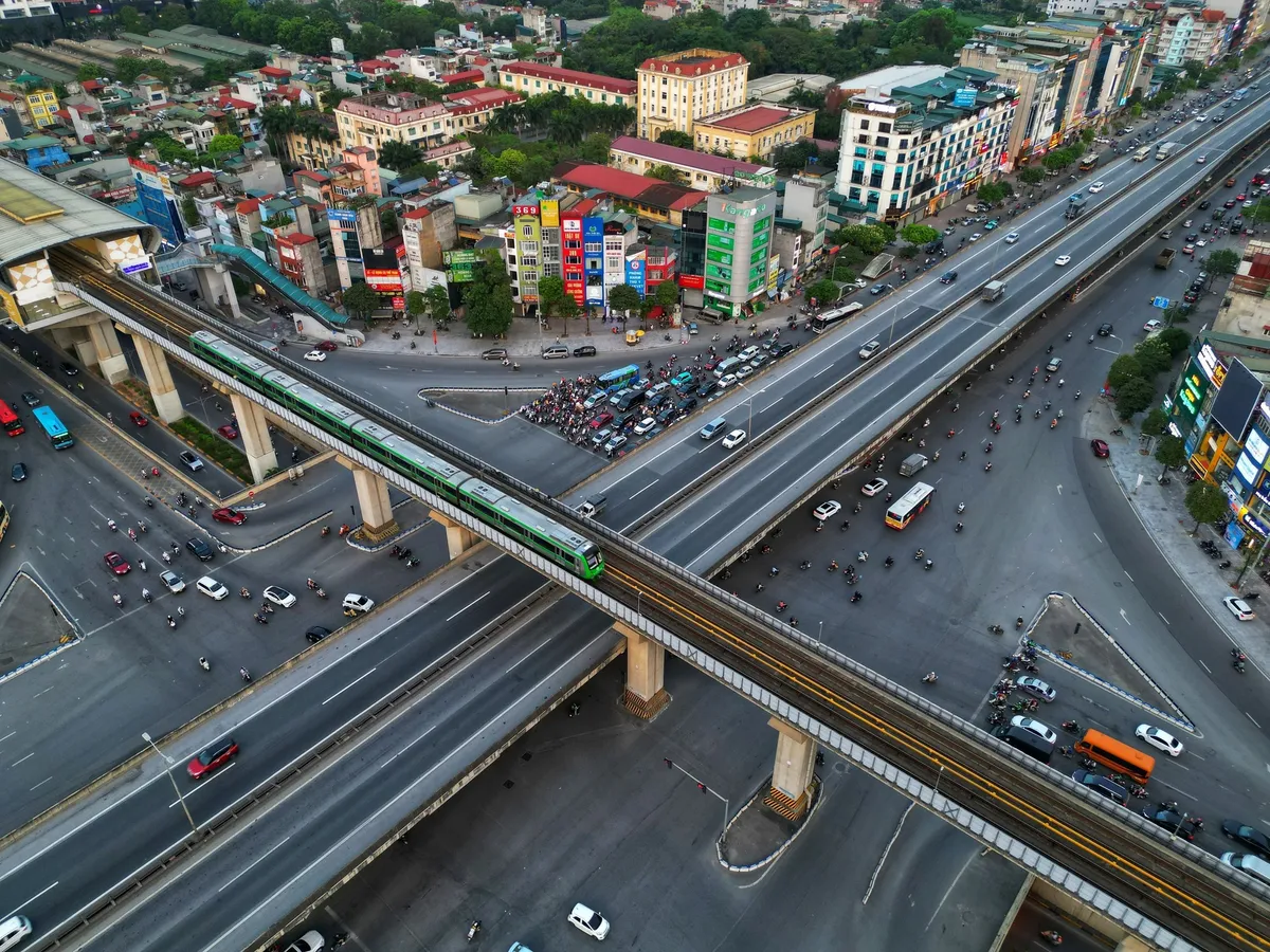 Đường sắt Cát Linh - Hà Đông lập kỷ lục mới về vận chuyển hành khách - Ảnh 1.