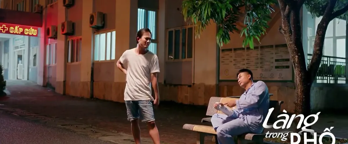 L&agrave;ng trong phố - Tập 27: Mất việc, vợ chồng Hiếu bỏ phố về qu&ecirc;? - Ảnh 3.