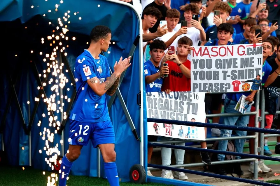 Mason Greenwood ra mắt tại Getafe - Ảnh 1. Mason Greenwood ra mắt tại Getafe - Ảnh 1.