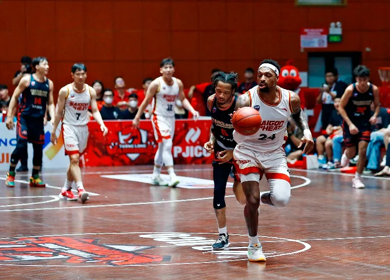 VBA 2023 - Playoff 1 - Game 1: Lại là Võ Kim Bản - Ảnh 5. VBA 2023 - Playoff 1 - Game 1: Lại là Võ Kim Bản - Ảnh 5.