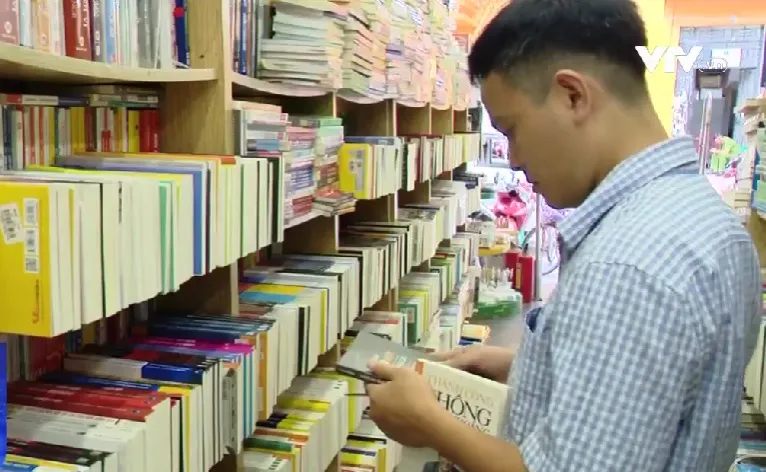Gian nan “cuộc chiến” chống sách lậu - Ảnh 2.