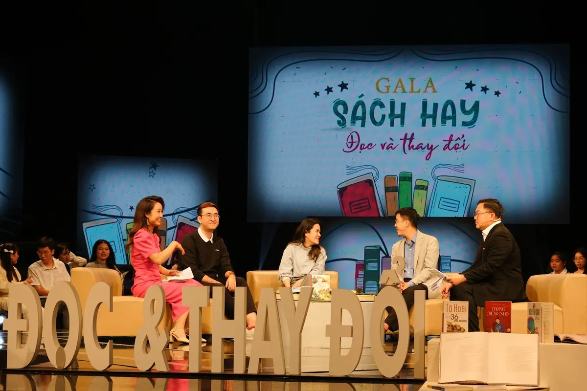 Gala Sách hay Đọc và thay đổi”: Cuộc gặp gỡ của những trái tim yêu sách - Ảnh 3.