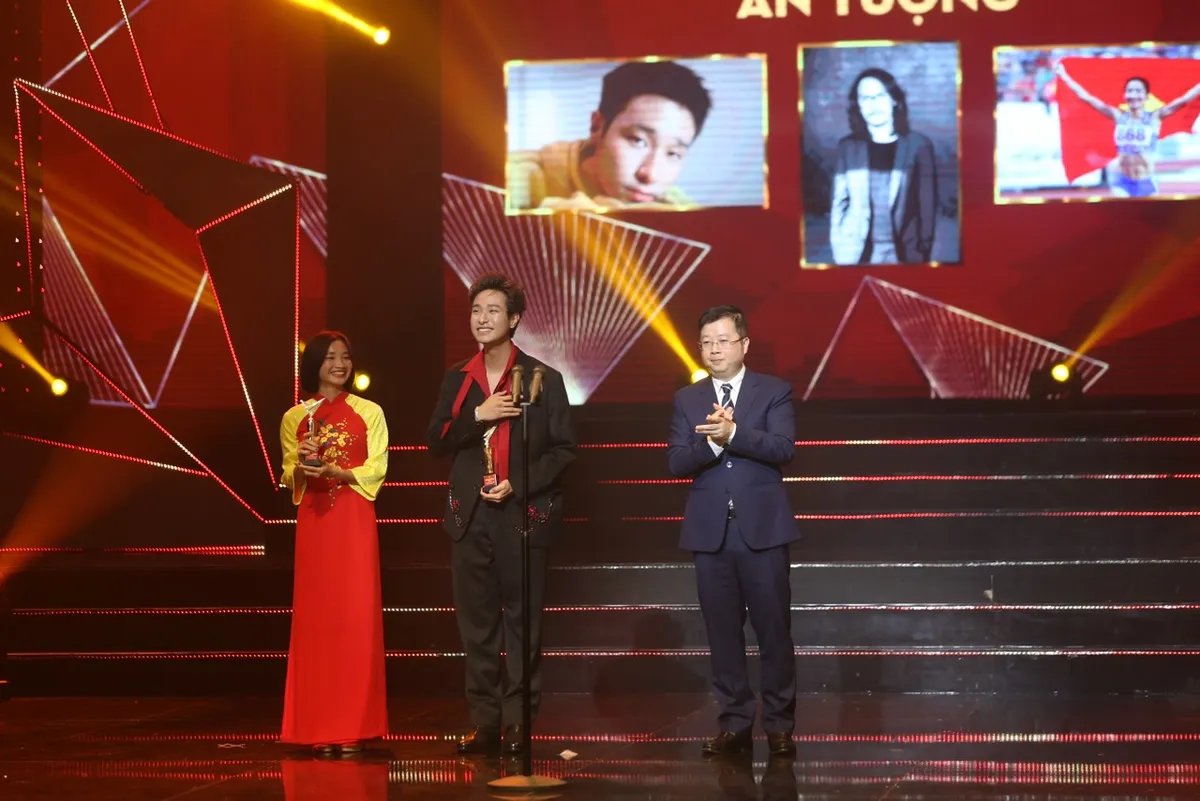 Xem lại chương trình Chào năm mới - Đa sắc 2024 - Ảnh 2. Xem lại chương trình Chào năm mới - Đa sắc 2024 - Ảnh 2.