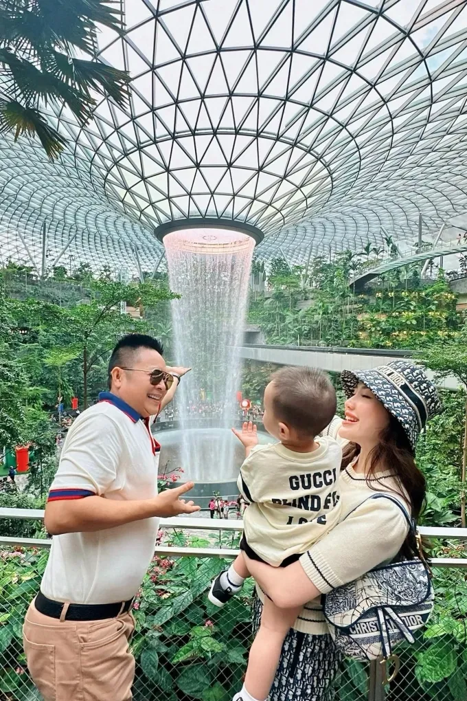 Thái Trinh khoe sắp lấy chồng, dàn sao gửi lời chúc trong ngày đầu năm mới - Ảnh 5.