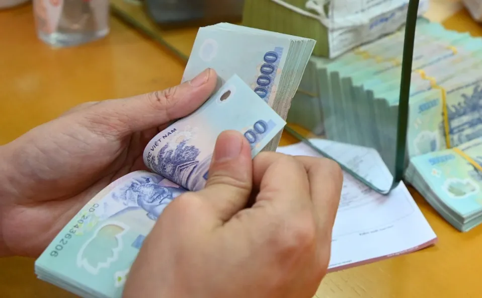 Chọn kênh đầu tư năm 2024: Gửi ngân hàng, chứng khoán hay vàng, đất? - Ảnh 4.
