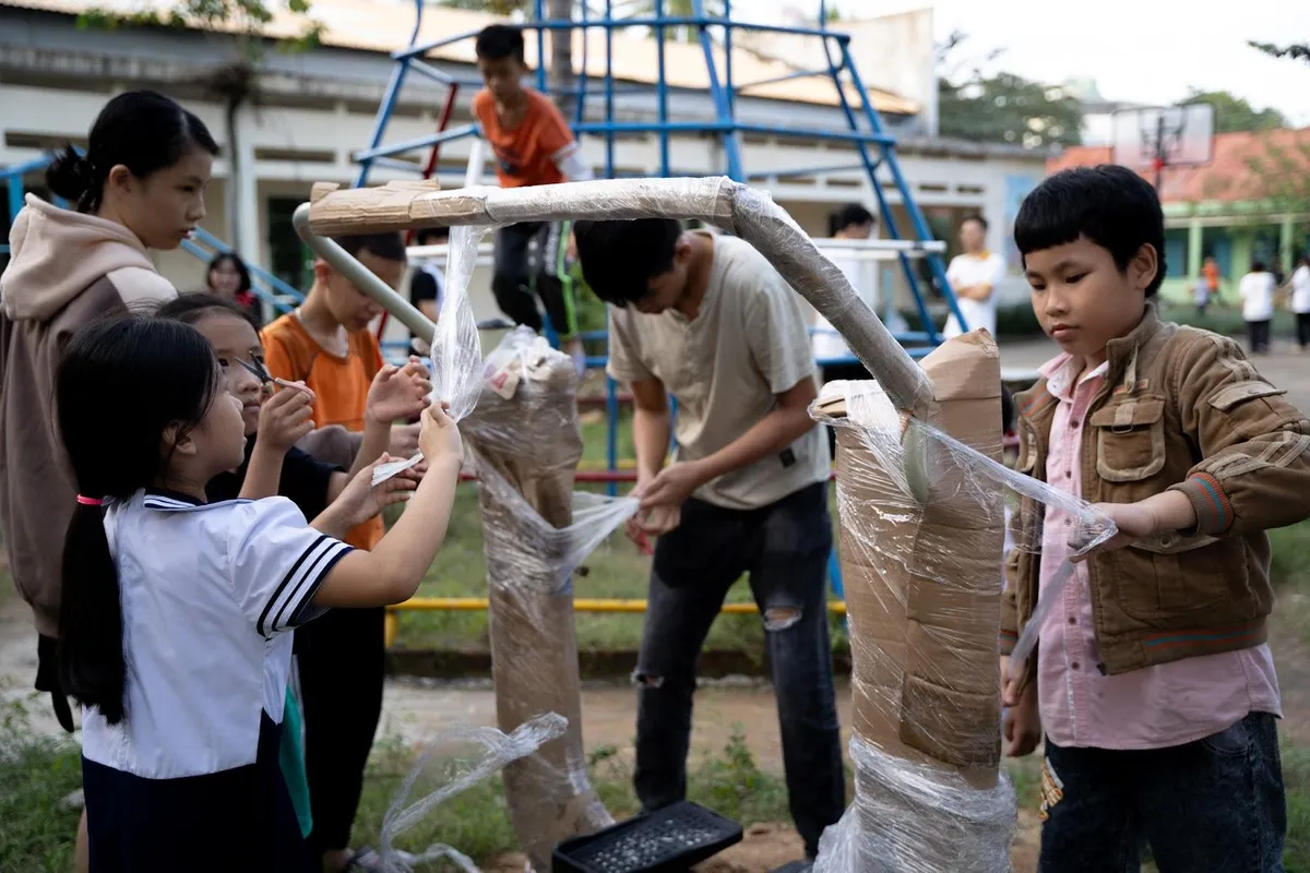 Chuyến xe tử tế mang sân chơi mới đến với Làng Hy Vọng, thành phố Đà Nẵng - Ảnh 5.