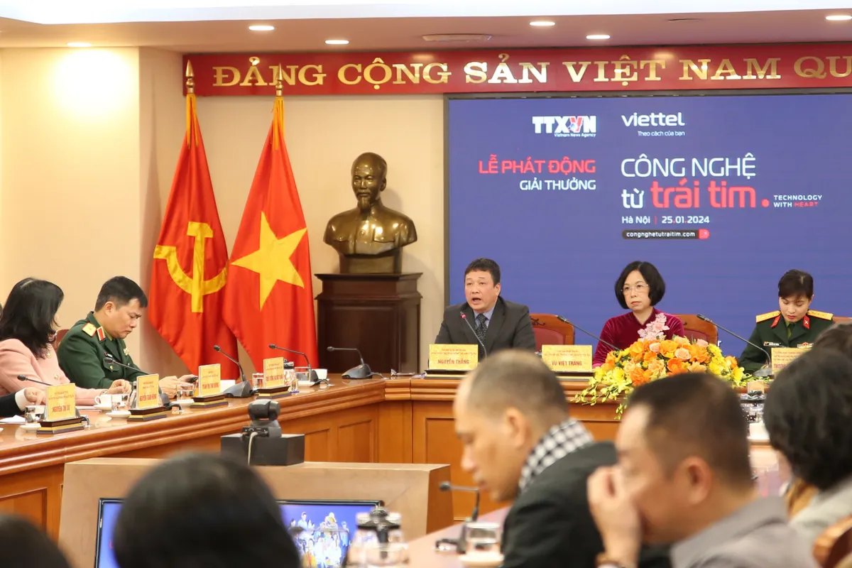 Giải thưởng ảnh v&agrave; video C&ocirc;ng nghệ từ tr&aacute;i tim: Lan tỏa h&igrave;nh ảnh đẹp về chuyển đổi số - Ảnh 1.