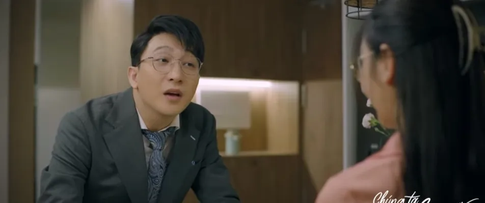 Ch&uacute;ng ta của 8 năm sau - Tập 27: Chồng vừa cắm sừng, vừa diễn để qua mắt vợ - Ảnh 1.