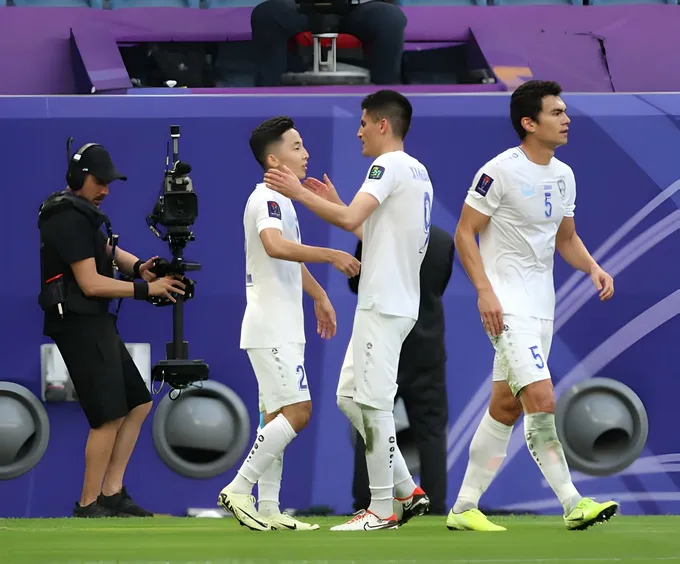 ASIAN Cup 2023 | ĐT Thái Lan dừng bước tại vòng 1/8 - Ảnh 3. ASIAN Cup 2023 | ĐT Thái Lan dừng bước tại vòng 1/8 - Ảnh 3.