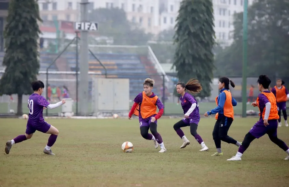 U20 nữ Việt Nam chuẩn bị trạng thái tốt nhất, hướng đến VCK U20 nữ châu Á - Ảnh 3. U20 nữ Việt Nam chuẩn bị trạng thái tốt nhất, hướng đến VCK U20 nữ châu Á - Ảnh 3.