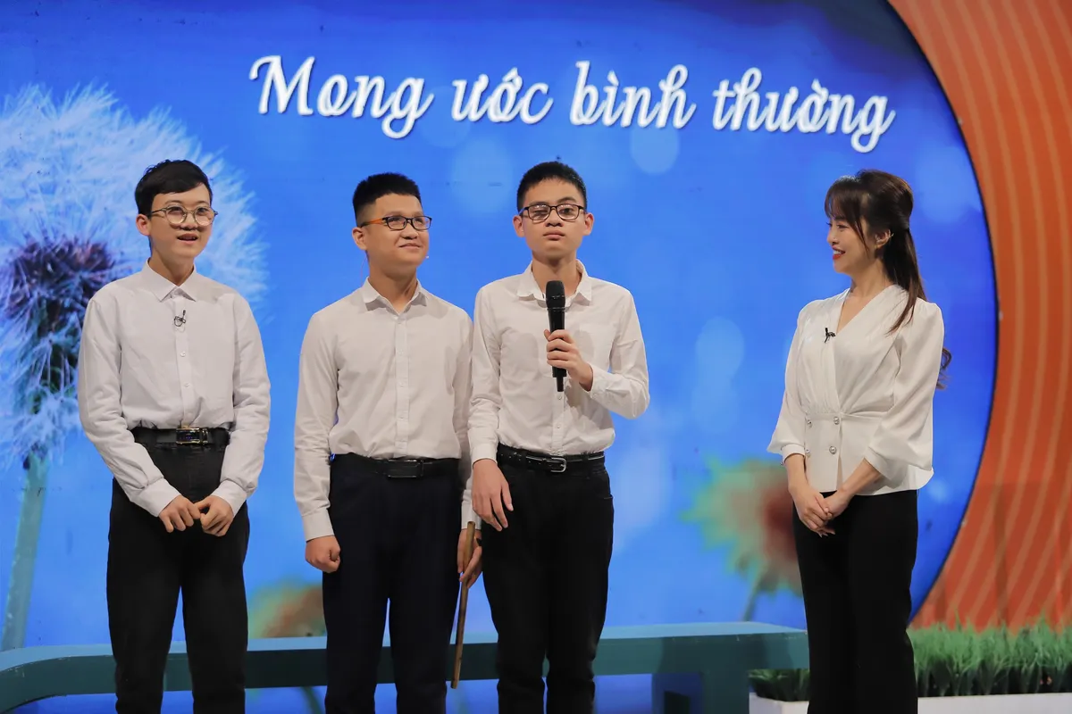 Trạm yêu thương: Mong ước giản dị của gia đình khiếm thị - Ảnh 4.