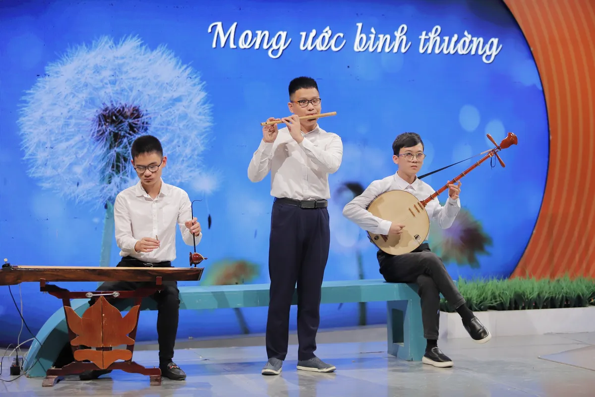 Trạm yêu thương: Mong ước giản dị của gia đình khiếm thị - Ảnh 3.