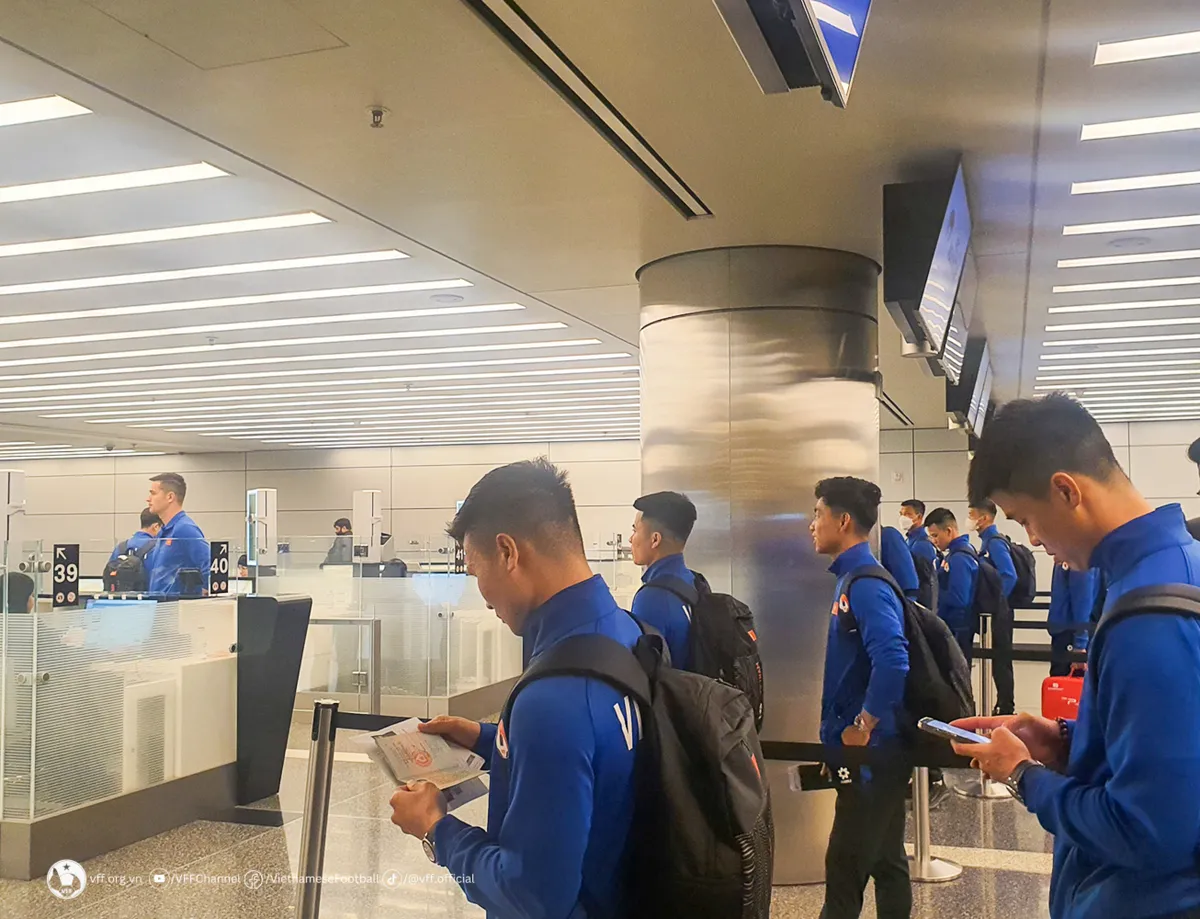 ĐT Việt Nam được đón tiếp chu đáo và nồng nhiệt tại Doha, Qatar - Ảnh 2. ĐT Việt Nam được đón tiếp chu đáo và nồng nhiệt tại Doha, Qatar - Ảnh 2.