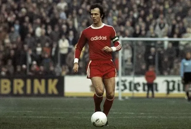 Những dấu ấn trong sự nghiệp của Hoàng đế bóng đá Franz Beckenbauer - Ảnh 1. Những dấu ấn trong sự nghiệp của Hoàng đế bóng đá Franz Beckenbauer - Ảnh 1.