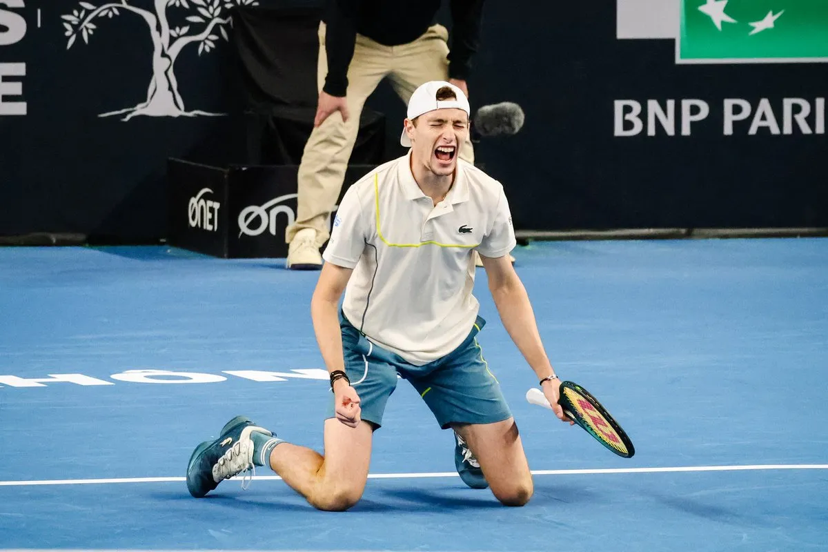 Ugo Humbert vô địch giải quần vợt Open 13 - Ảnh 2. Ugo Humbert vô địch giải quần vợt Open 13 - Ảnh 2.