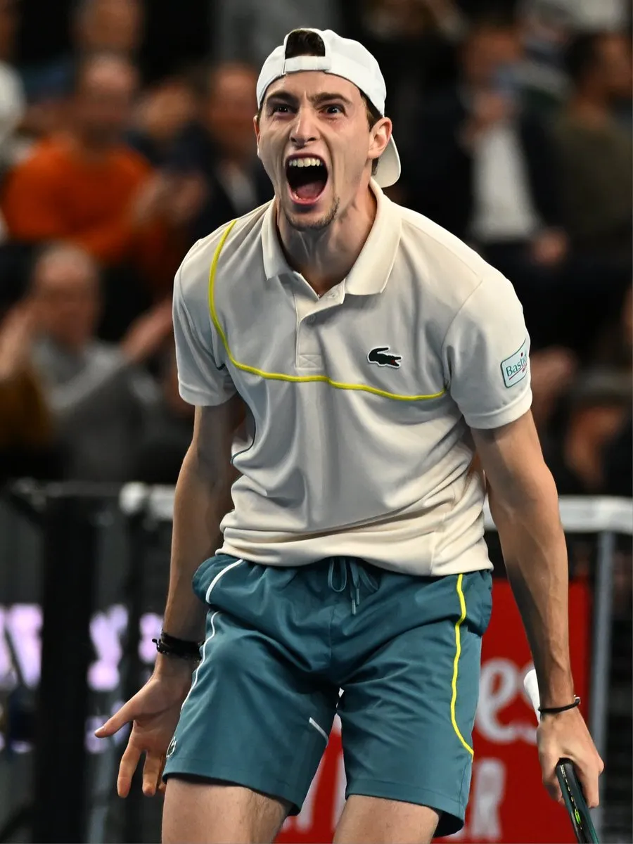 Ugo Humbert vô địch giải quần vợt Open 13 - Ảnh 1. Ugo Humbert vô địch giải quần vợt Open 13 - Ảnh 1.