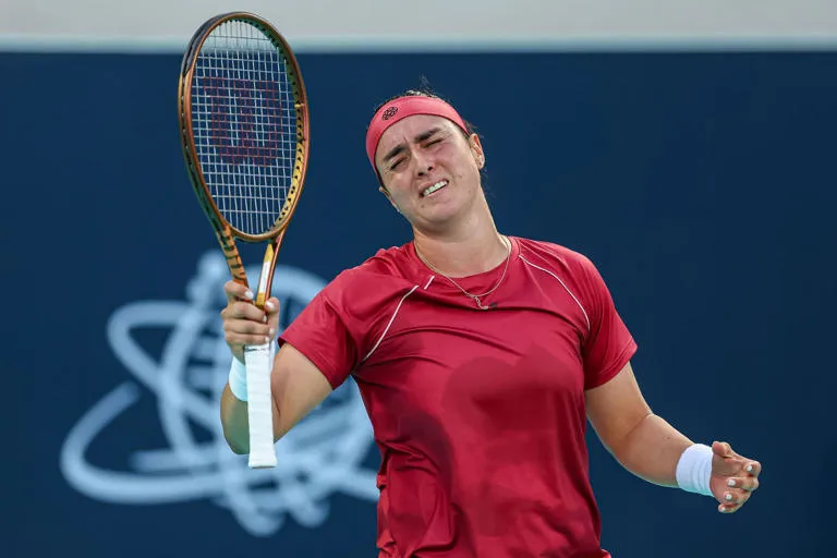 Coco Gauff và Ons Jabeur dừng bước tại vòng 2 Qatar mở rộng - Ảnh 2. Coco Gauff và Ons Jabeur dừng bước tại vòng 2 Qatar mở rộng - Ảnh 2.