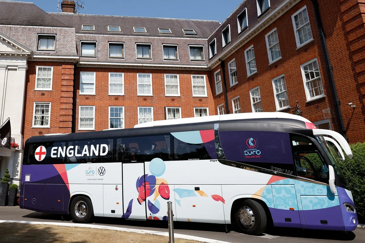 ĐT Anh gặp khó trong quá trình di chuyển tại EURO 2024 - Ảnh 1. ĐT Anh gặp khó trong quá trình di chuyển tại EURO 2024 - Ảnh 1.