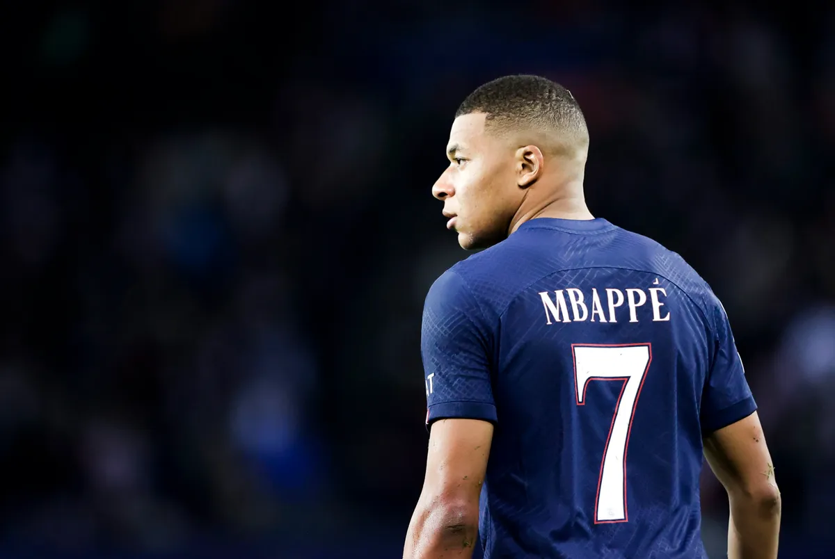 Kylian Mbappe quyết định rời PSG vào cuối mùa - Ảnh 2. Kylian Mbappe quyết định rời PSG vào cuối mùa - Ảnh 2.