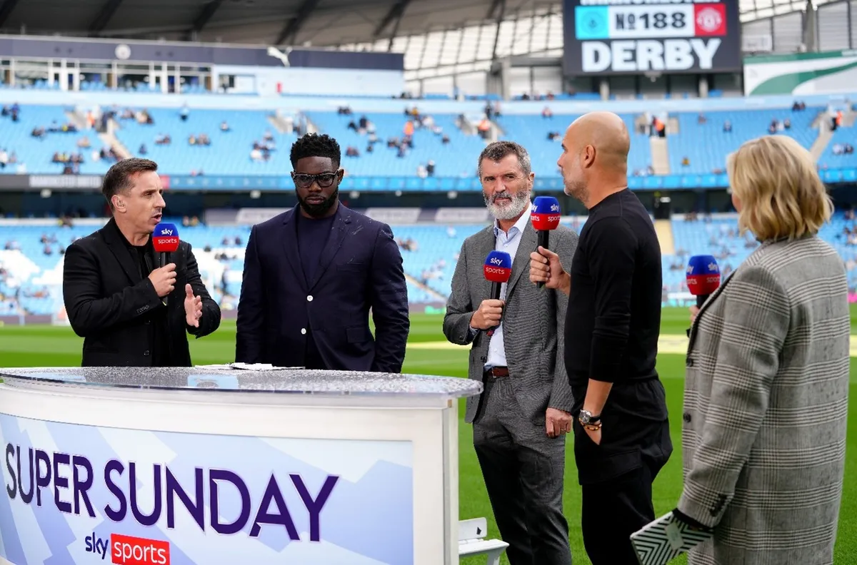 Pep Guardiola đáp trả bình luận của Gary Neville về những chiến thắng ‘nhàm chán’ - Ảnh 2. Pep Guardiola đáp trả bình luận của Gary Neville về những chiến thắng ‘nhàm chán’ - Ảnh 2.