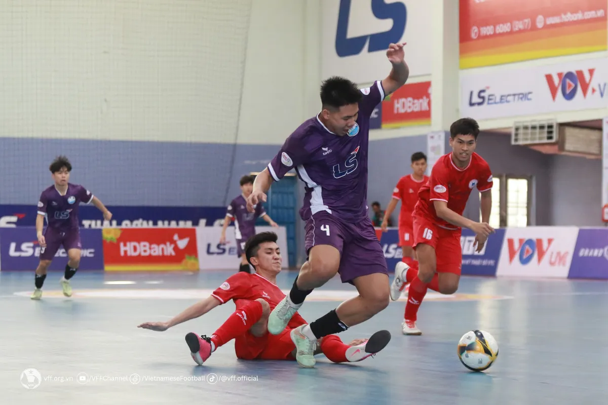 Thái Sơn Nam TP.HCM hạ “Quạ ba chân” trong trận ra quân tại giải futsal HDBank VĐQG 2024 - Ảnh 4. Thái Sơn Nam TP.HCM hạ “Quạ ba chân” trong trận ra quân tại giải futsal HDBank VĐQG 2024 - Ảnh 4.
