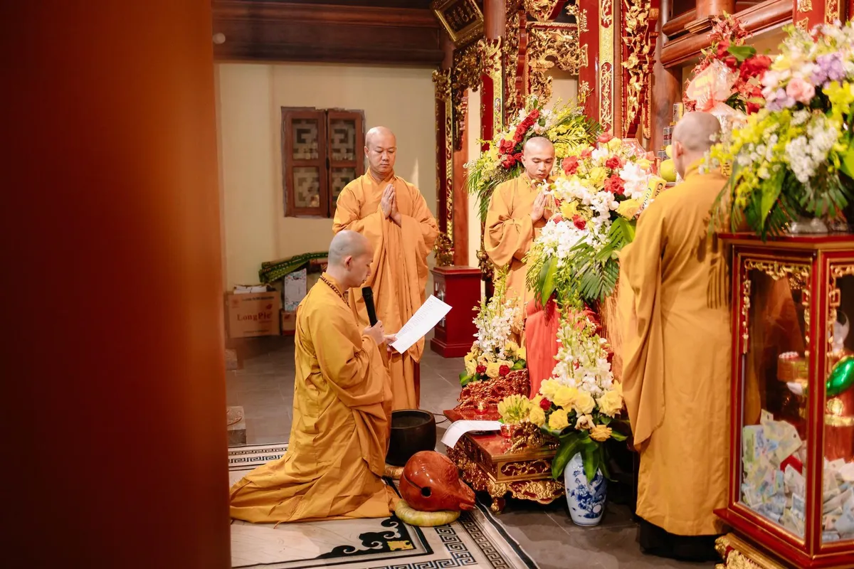 Độc đ&aacute;o Lễ hội di t&iacute;ch lịch sử ch&ugrave;a Hoằng Ph&uacute;c tại Quảng B&igrave;nh - Ảnh 1.