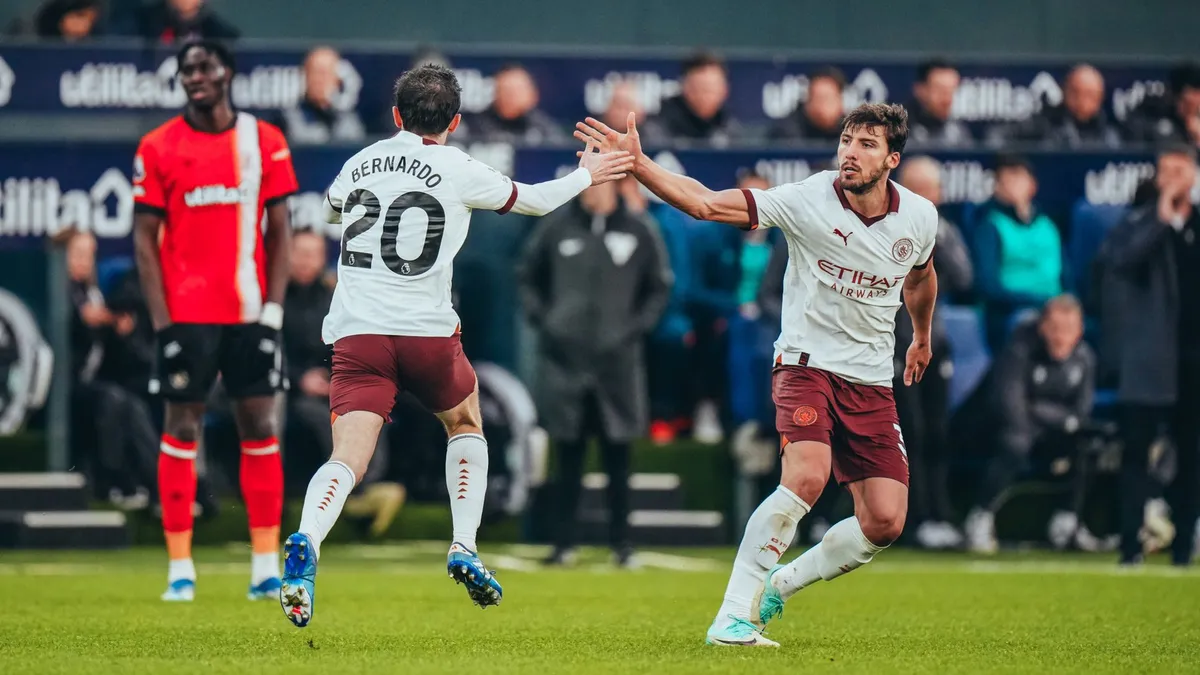 Vòng 5 Cúp FA: Man City dễ thở khi gặp Luton Town - Ảnh 1. Vòng 5 Cúp FA: Man City dễ thở khi gặp Luton Town - Ảnh 1.
