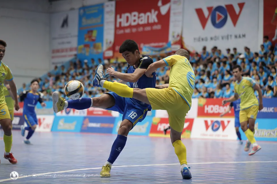 Lượt 2 giải futsal VĐQG 2024 | Savinest Khánh Hòa và Sahako chia điểm kịch tính - Ảnh 1. Lượt 2 giải futsal VĐQG 2024 | Savinest Khánh Hòa và Sahako chia điểm kịch tính - Ảnh 1.