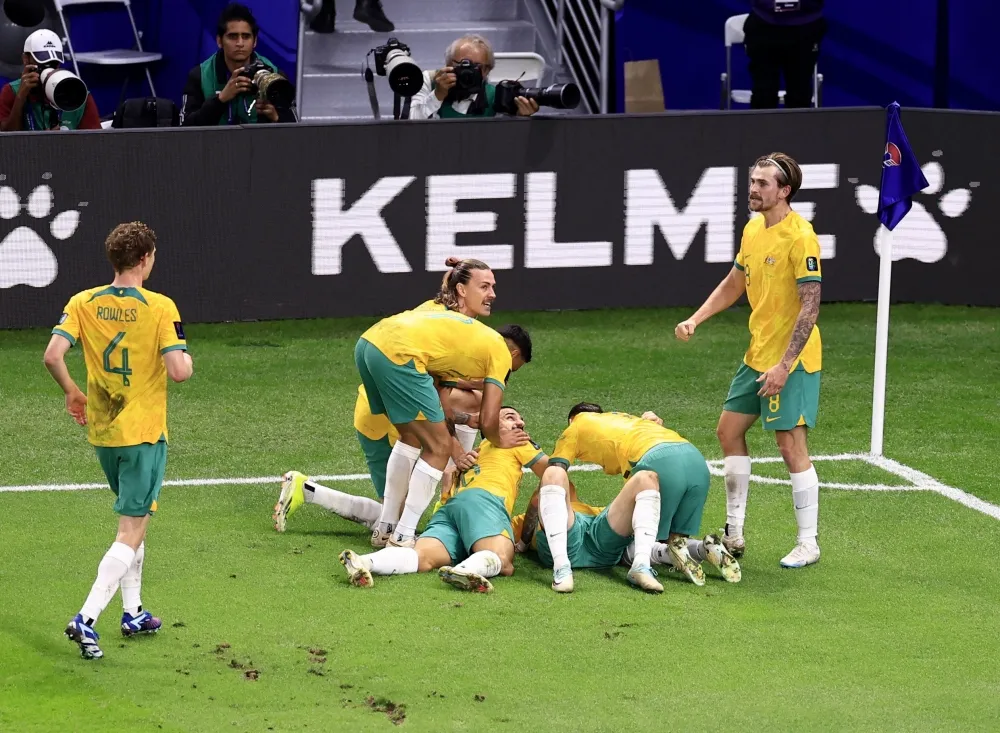 Son Heung-min tỏa sáng, Hàn Quốc ngược dòng thắng Australia tại tứ kết ASIAN Cup 2023 - Ảnh 1. Son Heung-min tỏa sáng, Hàn Quốc ngược dòng thắng Australia tại tứ kết ASIAN Cup 2023 - Ảnh 1.
