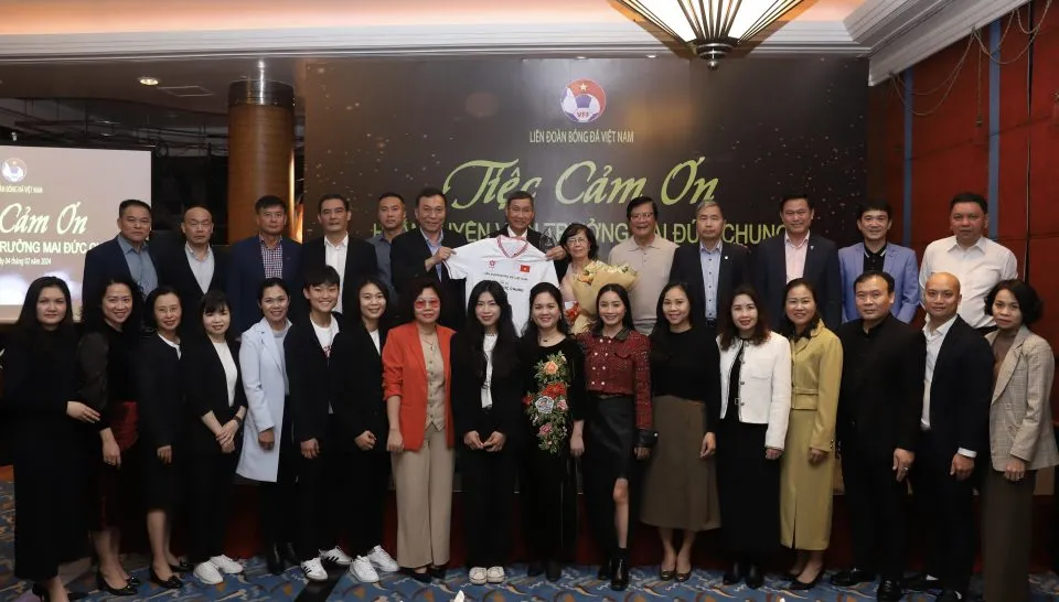 LĐBĐVN tổ chức lễ tri ân HLV Mai Đức Chung  - Ảnh 5.