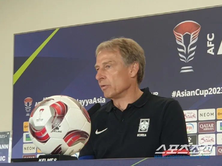Báo Hàn Quốc tức giận, đòi sa thải HLV Klinsmann, Son Heung Min xin lỗi khán giả - Ảnh 2. Báo Hàn Quốc tức giận, đòi sa thải HLV Klinsmann, Son Heung Min xin lỗi khán giả - Ảnh 2.